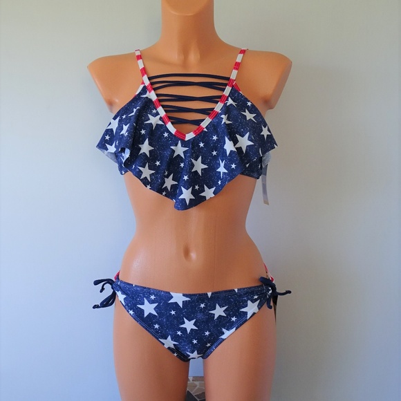 California Waves Other - California Waves NWT 2Pc Flounce Junior Bikini Set